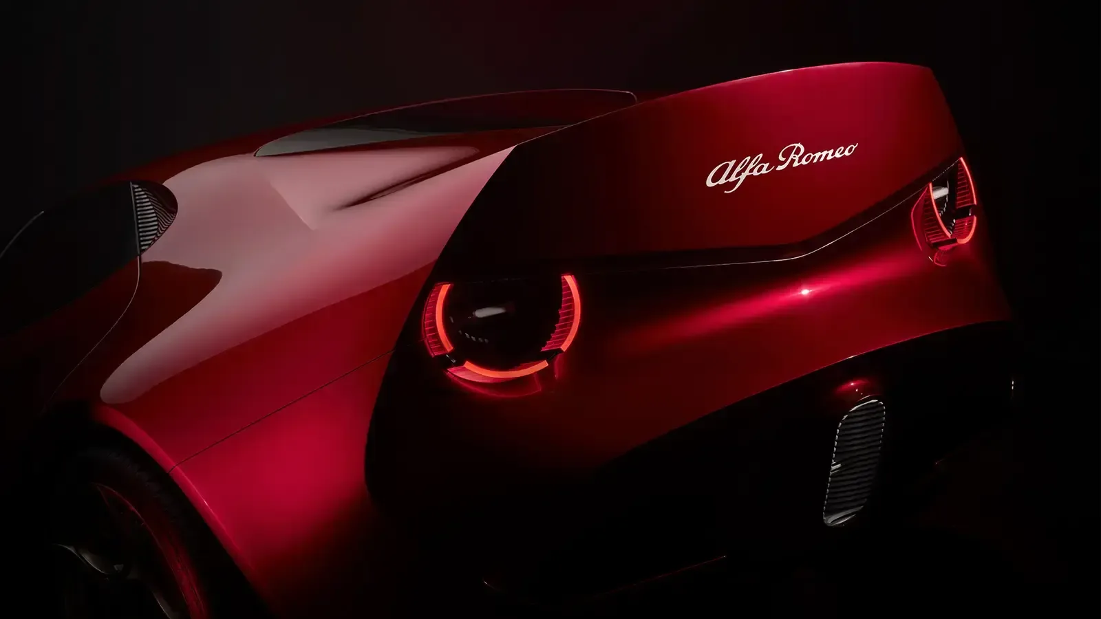 Detalle trasero del Alfa Romeo Cuorerosso con la Coda Tronca y pilotos circulares